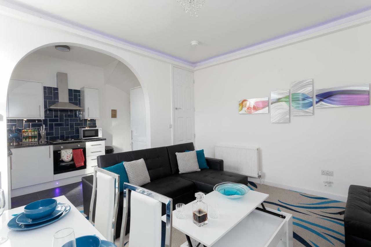 לידס Clifton Bespoke Serviced Apartments מראה חיצוני תמונה