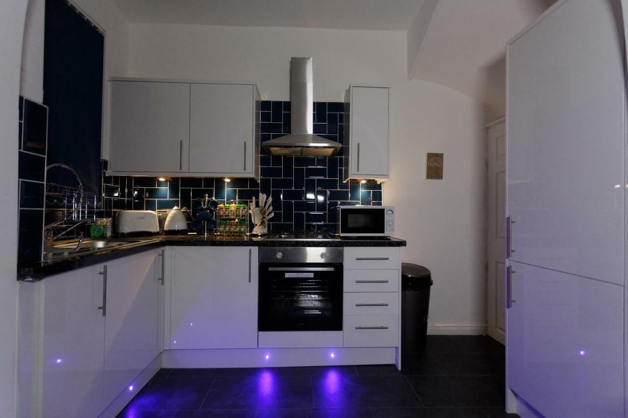 לידס Clifton Bespoke Serviced Apartments מראה חיצוני תמונה