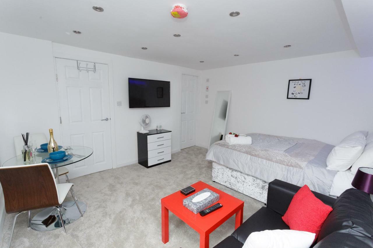 לידס Clifton Bespoke Serviced Apartments מראה חיצוני תמונה
